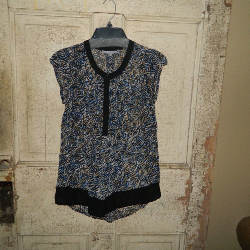 Daniel Rainn Pleated Front Sheer Blouse Size XS (CC-17)